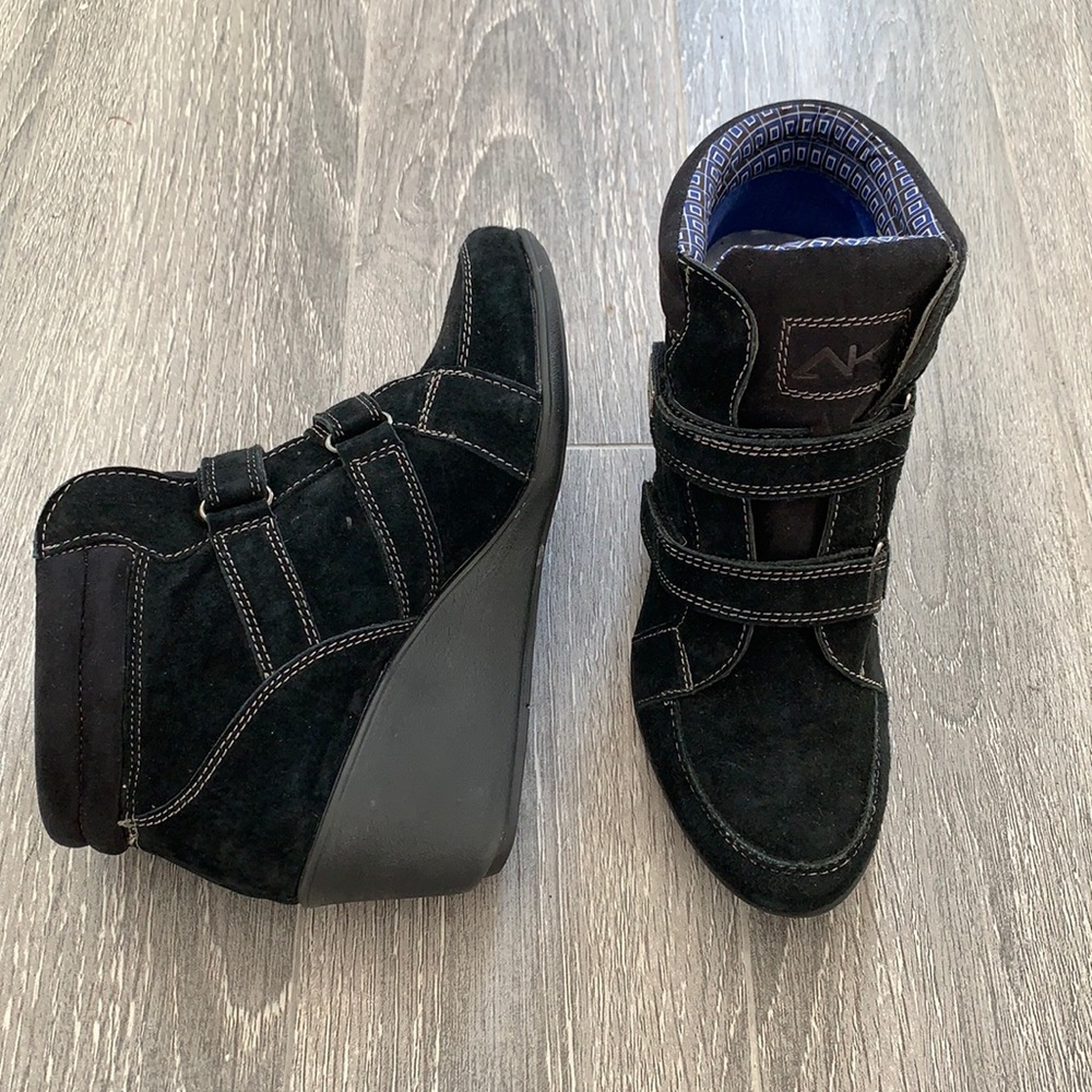 Anne Klein Sport Women’s Wedge size 8.5M